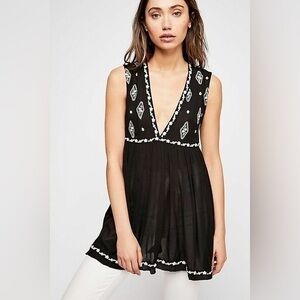 Free People Diamond Embroidered Sleeveless Top size xs